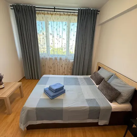 Iancului Mega Mall 3 布加勒斯特