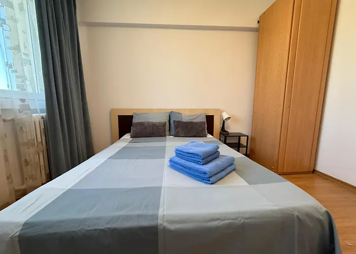 Iancului Mega Mall 3 *