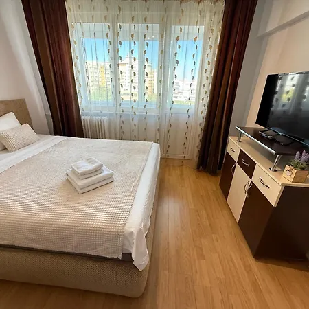 Iancului Mega Mall 3 * Boekarest