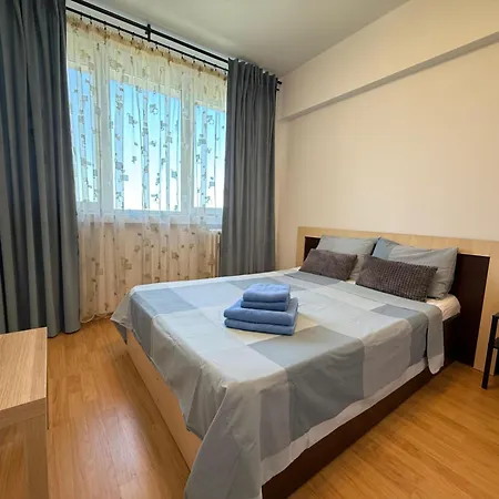 Iancului Mega Mall 3 * Boekarest